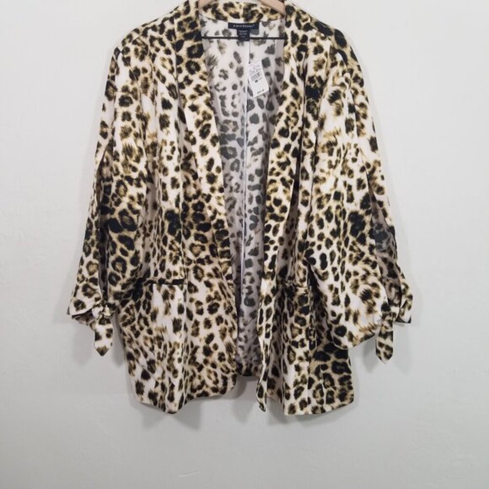 NWT Ashley Stewart Open Front Blazer Top Animal Print Size 30/32